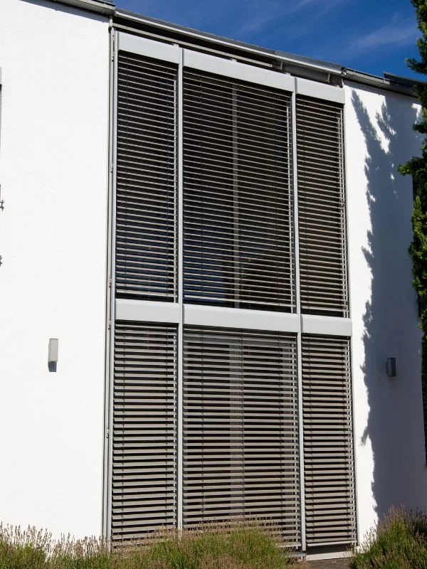 Mehr als nur Sonnen- und Sichtschutz